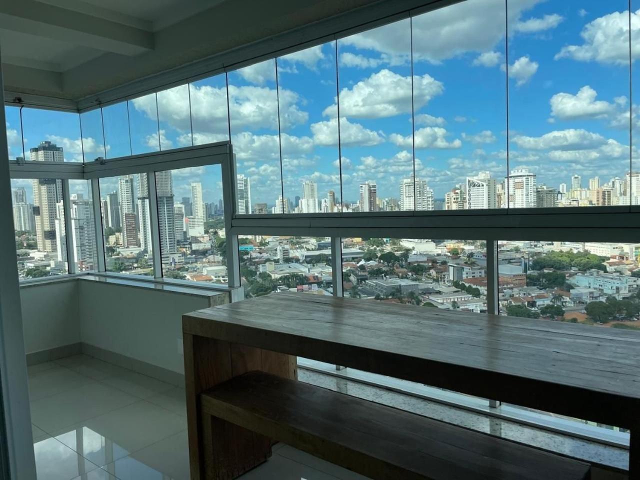 Moderno Flat Com Vista Para O Parque Vaca Brava Goiânia Exterior foto
