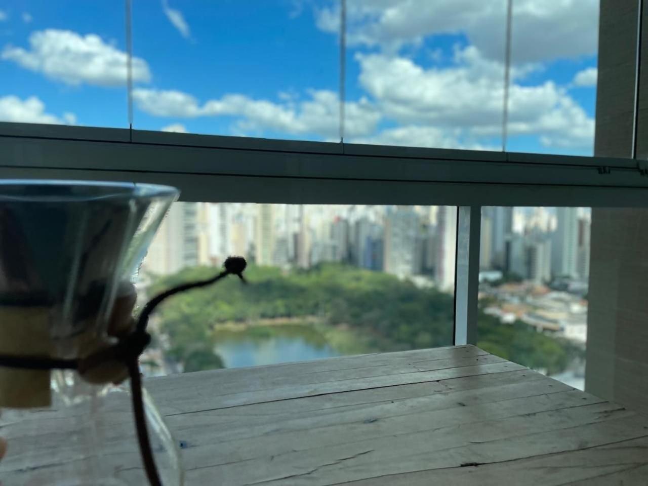 Moderno Flat Com Vista Para O Parque Vaca Brava Goiânia Exterior foto