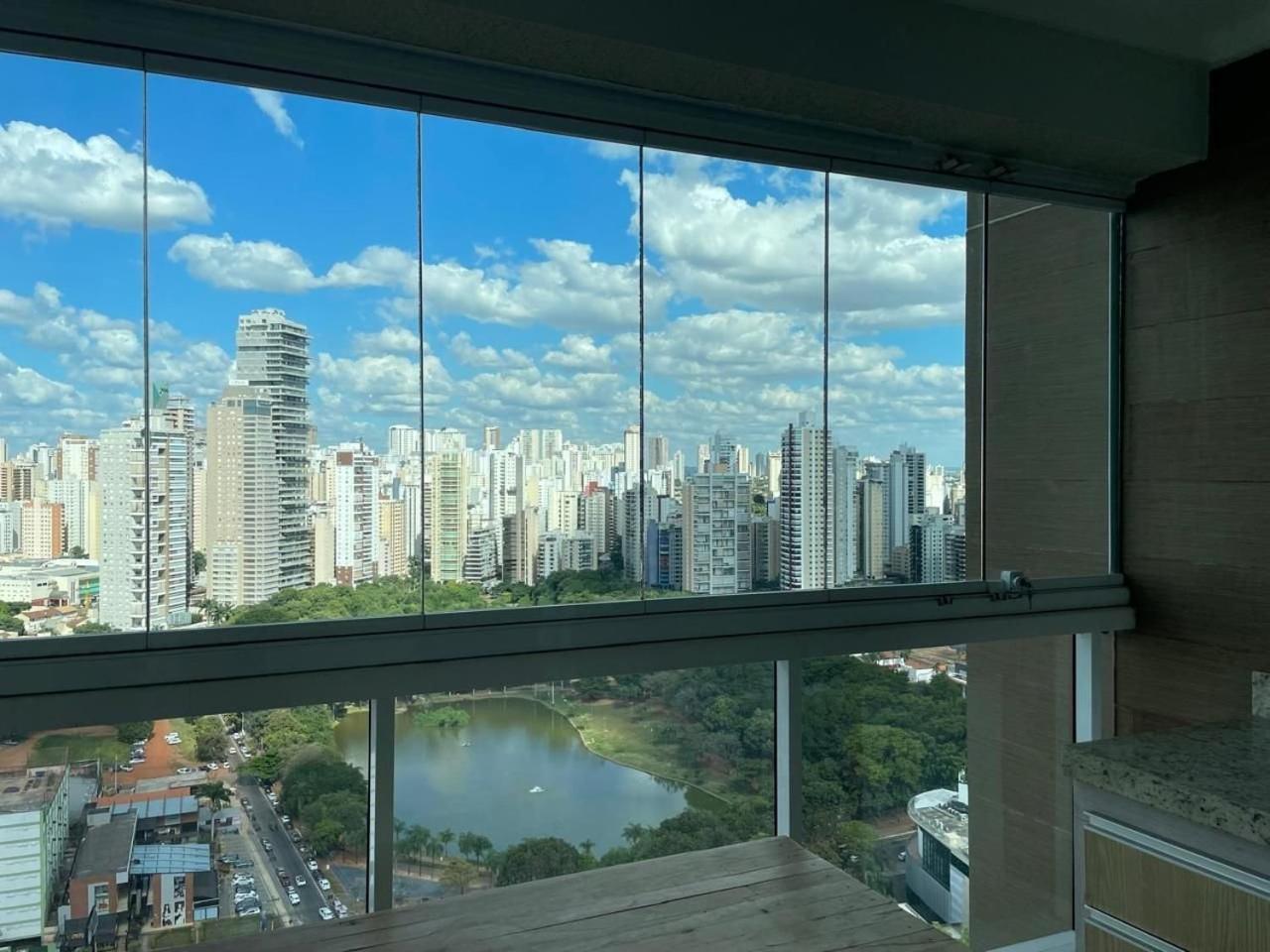 Moderno Flat Com Vista Para O Parque Vaca Brava Goiânia Exterior foto