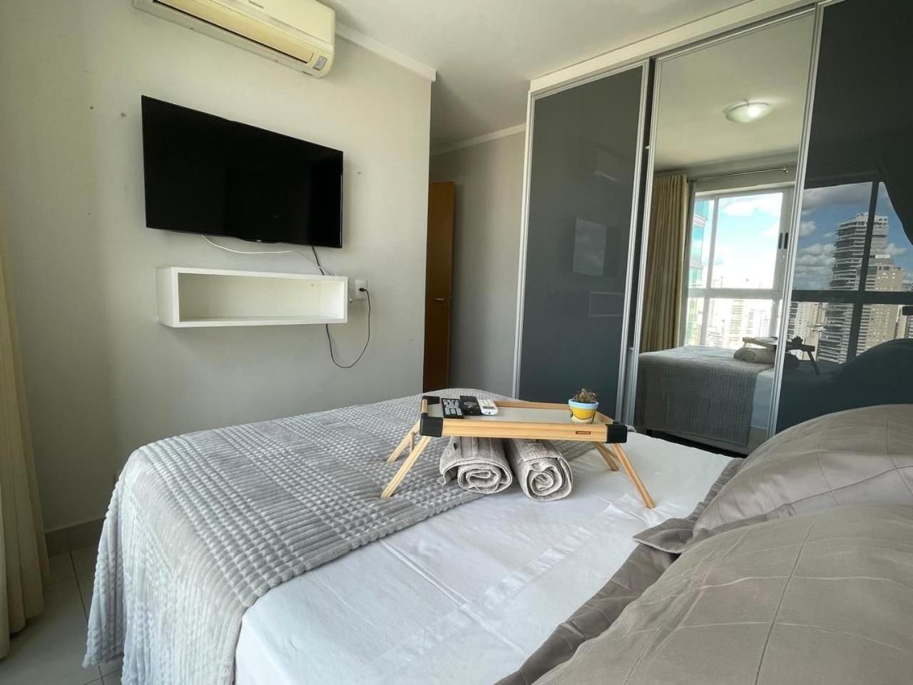Moderno Flat Com Vista Para O Parque Vaca Brava Goiânia Exterior foto